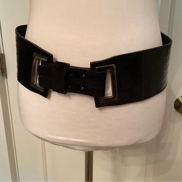 MAX MARA BELT WIDE BLACK LEATHER CROC LOOK SUEDE TAB BUCKLE  display picture 1